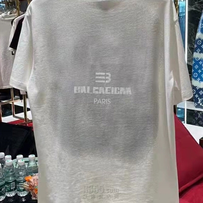 市场上装-T恤-欧货T恤