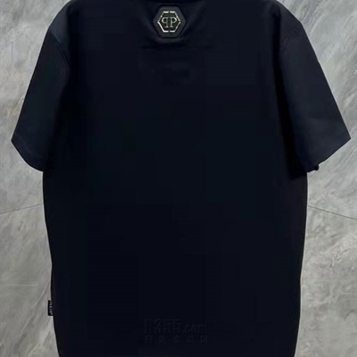 市场上装-T恤-欧货T恤