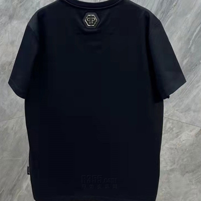 市场上装-T恤-欧货T恤