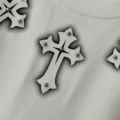 市场上装-T恤-欧货T恤