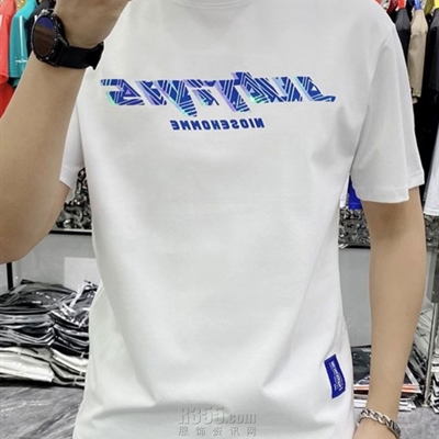 市场上装-T恤-欧货T恤