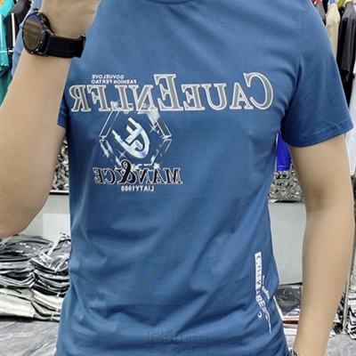 市场上装-T恤-欧货T恤