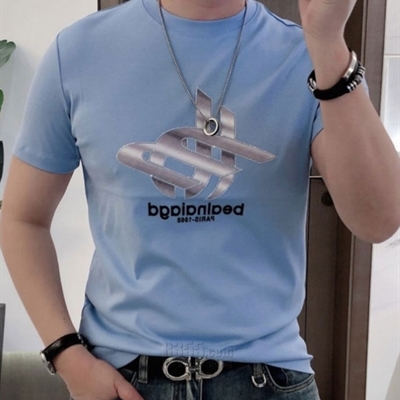 市场上装-T恤-欧货T恤