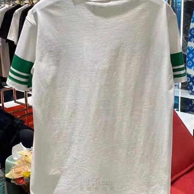 市场上装-T恤-欧货T恤