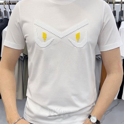 市场上装-T恤-欧货T恤