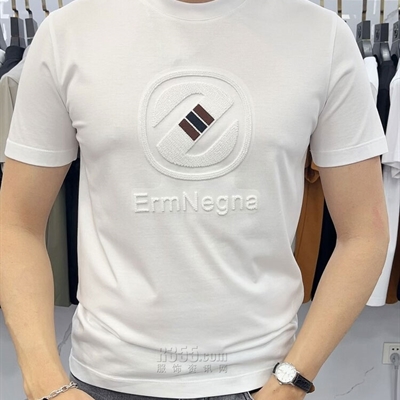 市场上装-T恤-欧货T恤