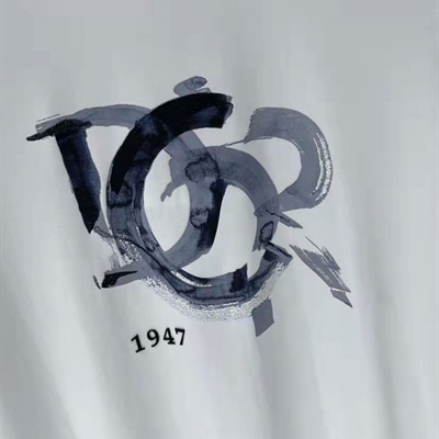 市场上装-T恤-欧货T恤