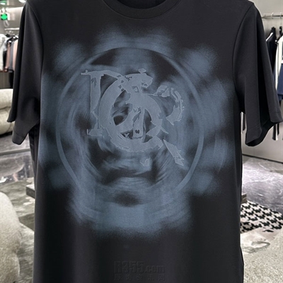 市场上装-T恤-欧货T恤