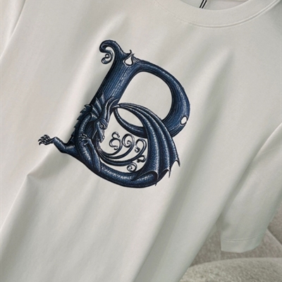 市场上装-T恤-欧货T恤