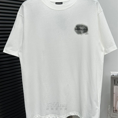 市场上装-T恤-欧货T恤