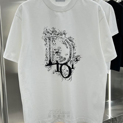市场上装-T恤-欧货T恤