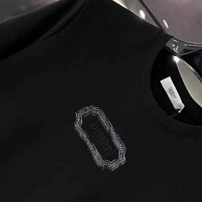 市场上装-T恤-欧货T恤