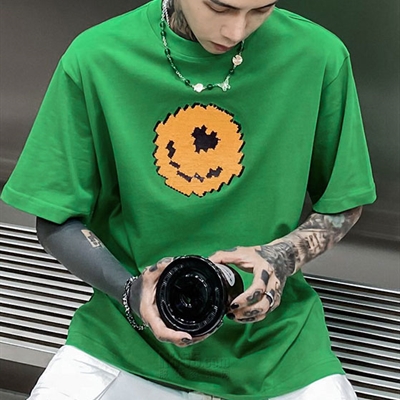 市场上装-T恤-电商T恤