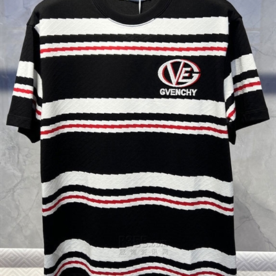 市场上装-T恤-欧货T恤