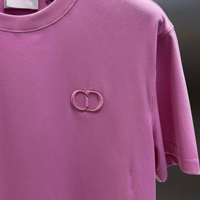 市场上装-T恤-欧货T恤