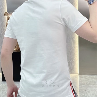市场上装-T恤-欧货T恤