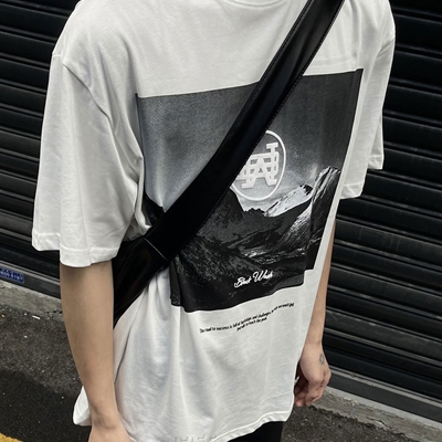 市场上装-T恤-电商T恤