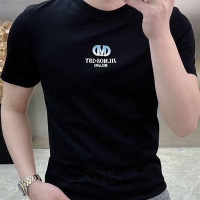 市场上装-T恤-欧货T恤