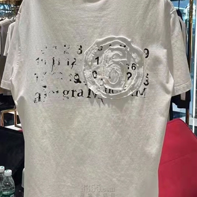 市场上装-T恤-欧货T恤