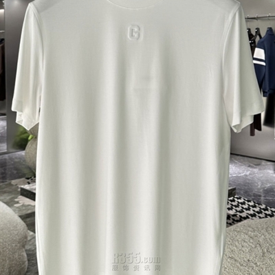 市场上装-T恤-欧货T恤