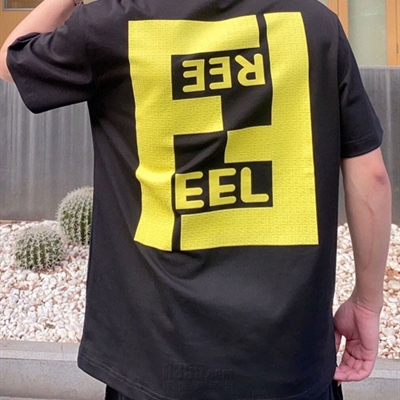 市场上装-T恤-欧货T恤