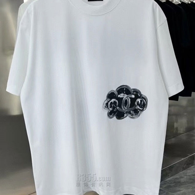 市场上装-T恤-欧货T恤