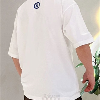 市场上装-T恤-欧货T恤