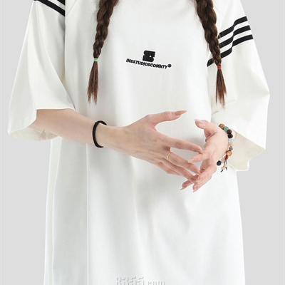 市场上装-T恤-电商T恤