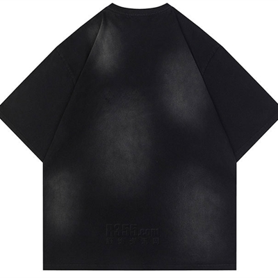 市场上装-T恤-电商T恤