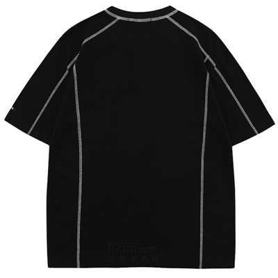 市场上装-T恤-电商T恤