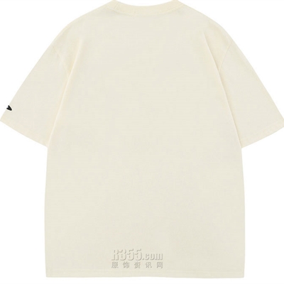 市场上装-T恤-电商T恤