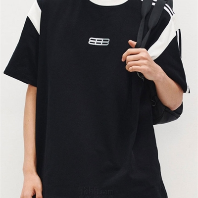 市场上装-T恤-电商T恤