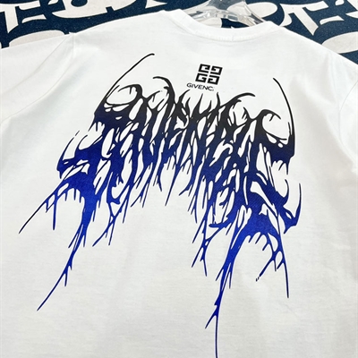 市场上装-T恤-欧货T恤