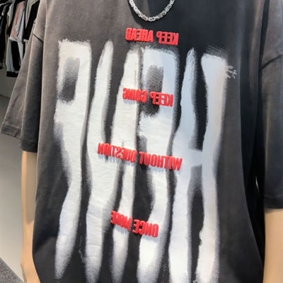 市场上装-T恤-电商T恤