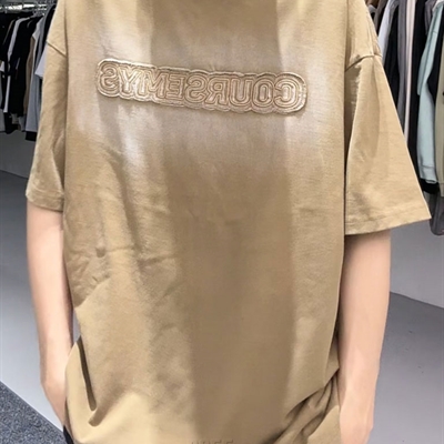 市场上装-T恤-电商T恤