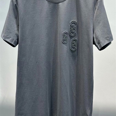 市场上装-T恤-欧货T恤