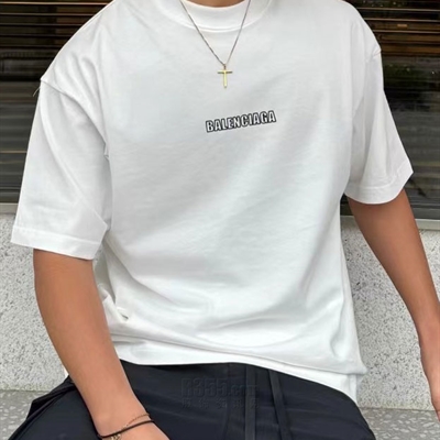 市场上装-T恤-欧货T恤