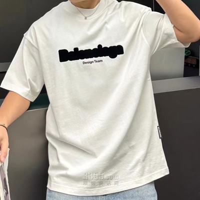 市场上装-T恤-欧货T恤