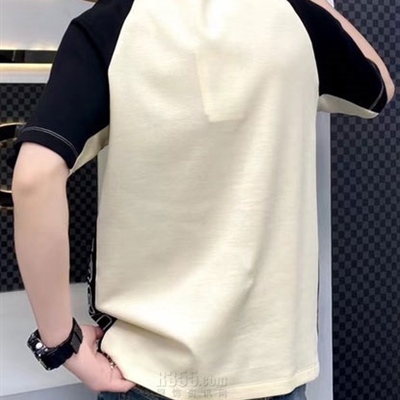 市场上装-T恤-欧货T恤