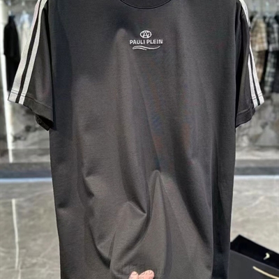 市场上装-T恤-欧货T恤