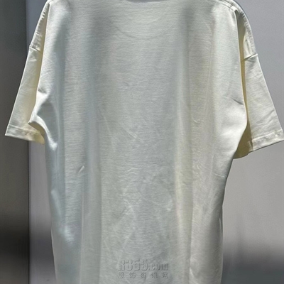 市场上装-T恤-欧货T恤