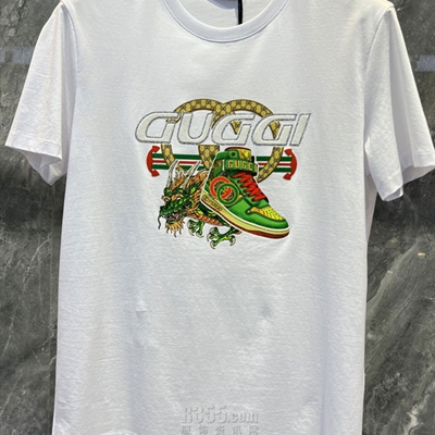 市场上装-T恤-欧货T恤