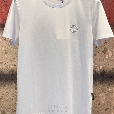 市场上装-T恤-欧货T恤