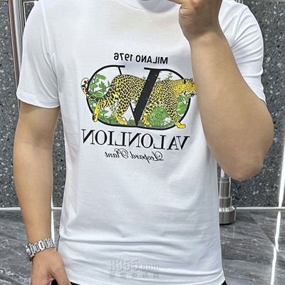 市场上装-T恤-欧货T恤