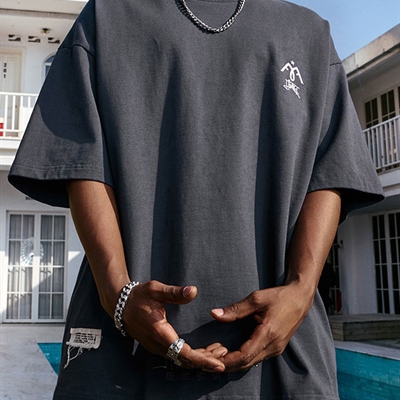 市场上装-T恤-电商T恤