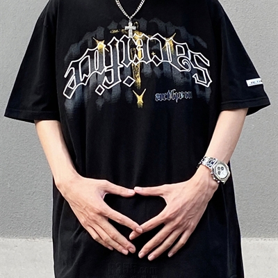 市场上装-T恤-电商T恤