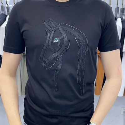 市场上装-T恤-欧货T恤