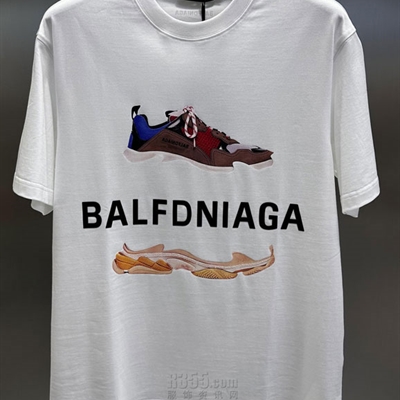 市场上装-T恤-欧货T恤