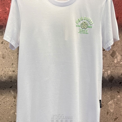 市场上装-T恤-欧货T恤