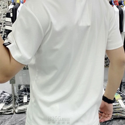 市场上装-T恤-欧货T恤